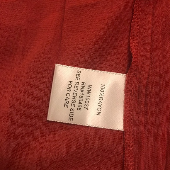 Market & Spruce Penila Cutout Textured top - Picture 4 of 6